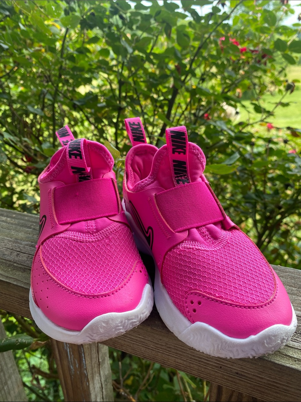 Nike Kids Slip-On Sneakers - Hot Pink
